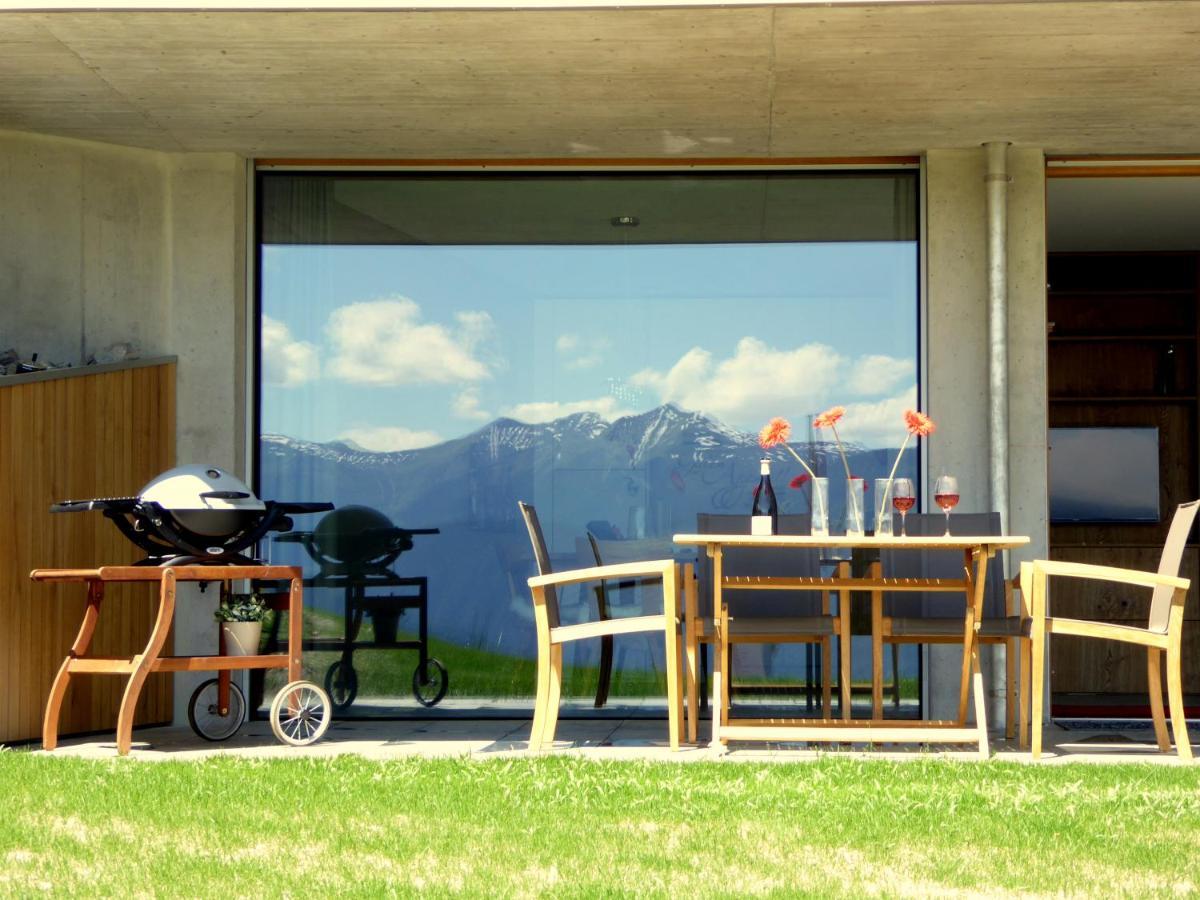 Casa Admisa, Spektakulaere Aussicht, In And Out, Hochwertige Einrichtung, Valserstein Und Eiche *