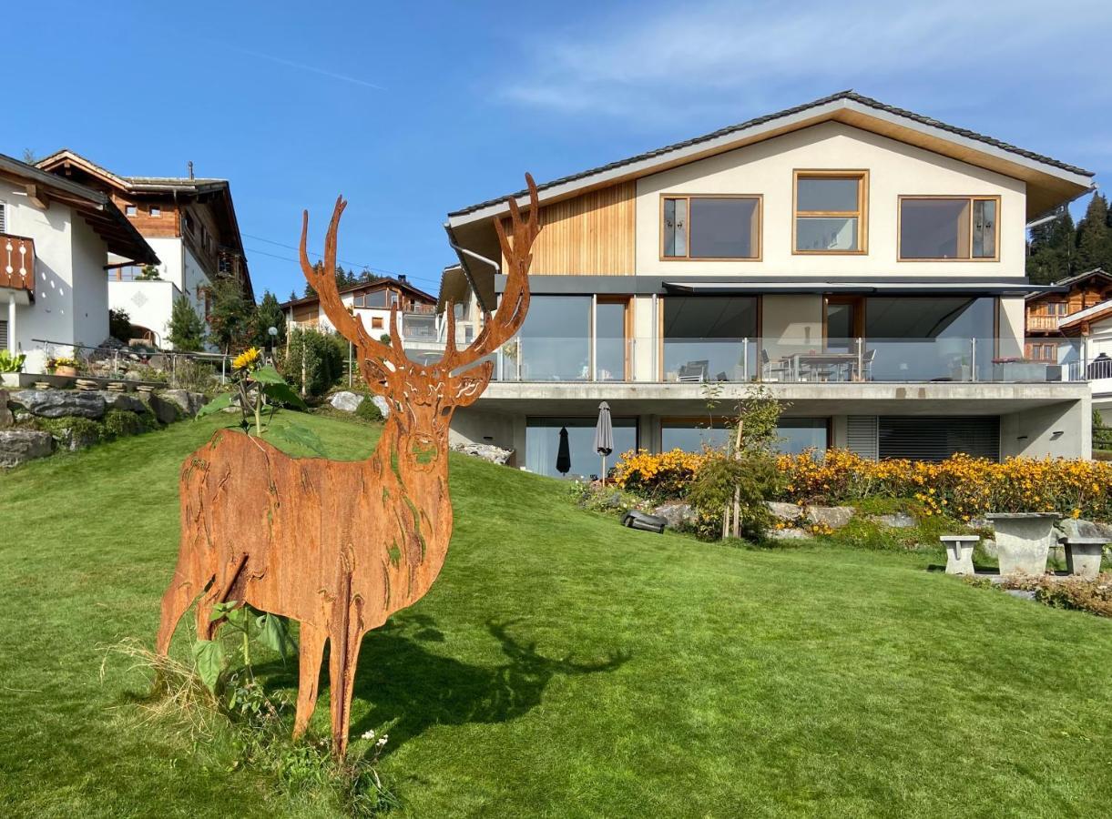 Casa Admisa, Spektakulaere Aussicht, In And Out, Hochwertige Einrichtung, Valserstein Und Eiche * Flims