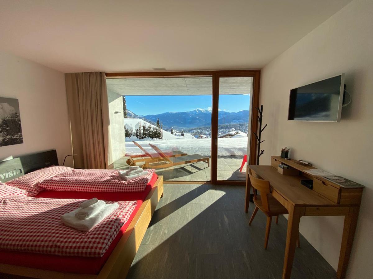 Casa Admisa, Spektakulaere Aussicht, In And Out, Hochwertige Einrichtung, Valserstein Und Eiche * Flims